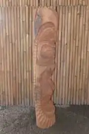 Artikelbild 2 des Artikels “Tiki-Statue im polynesischen Stil. Aus Kokosnusspalme 150cm. Ø ca. 18-28cm. Modell 4 - kompletter Körper 150 cm“